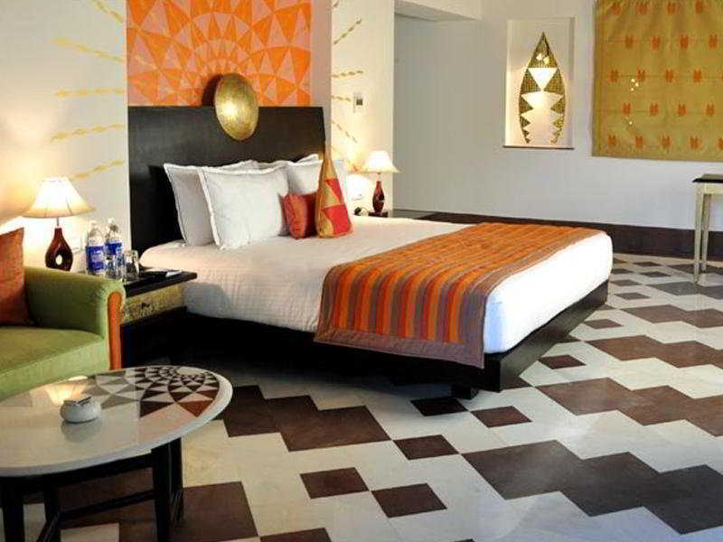 Ramada By Wyndham And सहारा Udaipur