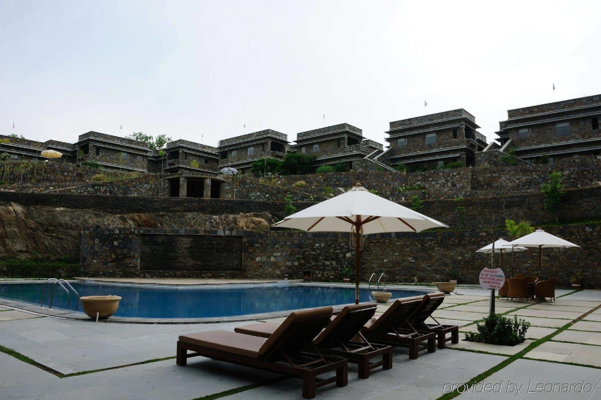 सहारा Ramada By Wyndham And Udaipur